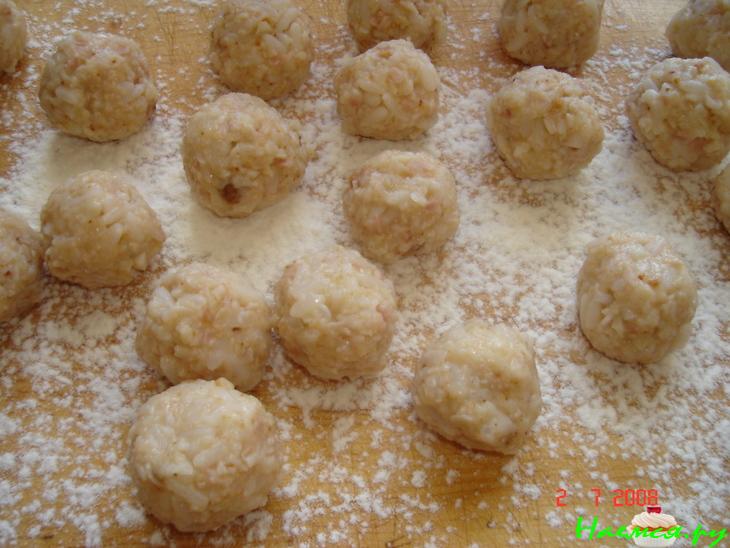 Рассольник с кальмаровыми фрикадельками Рассольник с кальмаровыми фрикадельками