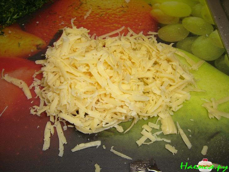 Куриный сливочный супчик с сыром и гренками!