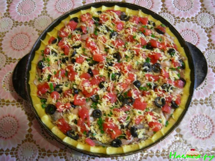 Пицца с тунцом