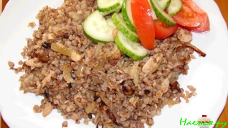 Гречка с лососем