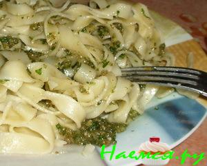 Макароны в соусе песто Макароны в соусе песто