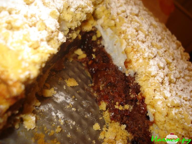 Торт Штрейзельский с черносливом и сливовым повидлом