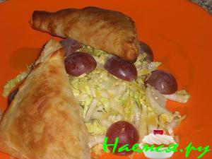 Салат с пирожками