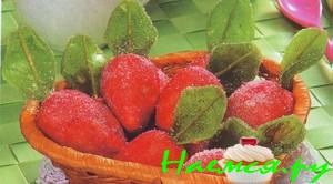 Ягоды из вафель