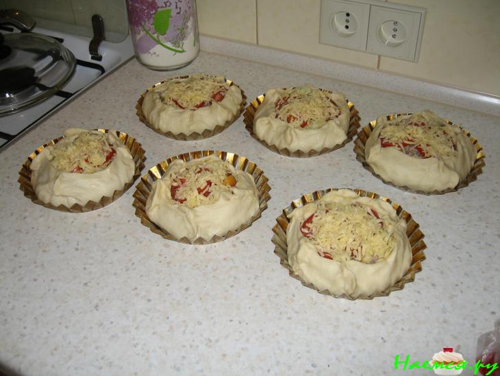 Домашняя мясная пицца