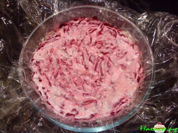 Сельдь под шубой с желатином и зеленью