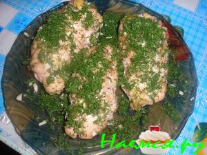 Рулет из птицы с грибной начинкой