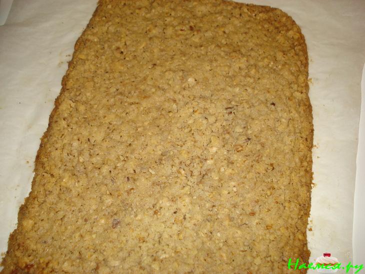 Кофейно-ореховые пирожные с трюфельной прослойкой