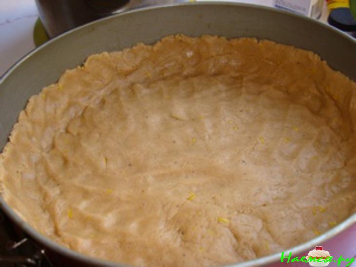 Пряный брусничный пирог