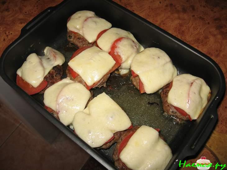 Шницели рубленые по-французски из смешанного фарша