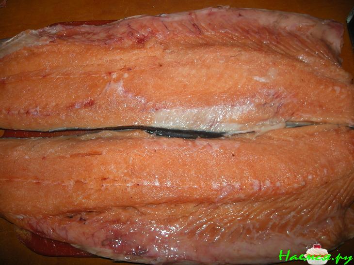 Печеная сёмга с черри и базиликом