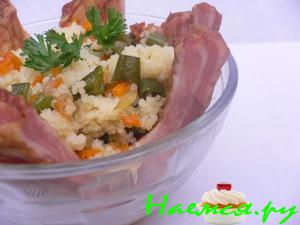 Кус-кус с копчеными ребрышками Кус-кус с копчеными ребрышками