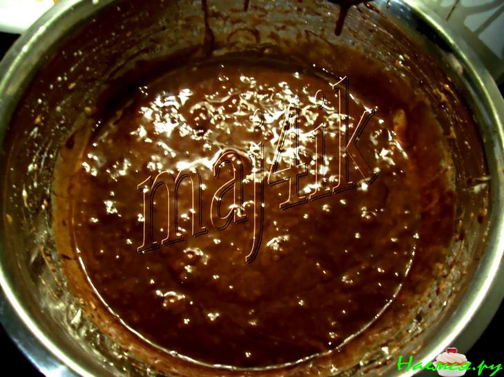 Брауни с шоколадом и орехами