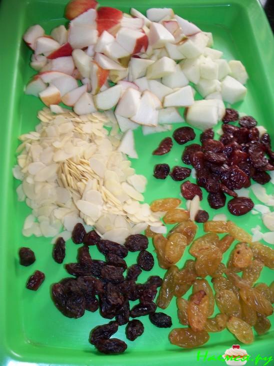 Вариант яблочного пирога из теста фила !!!