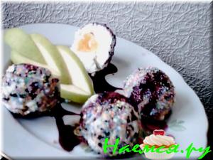 Творожный десерт с курагой и орехами