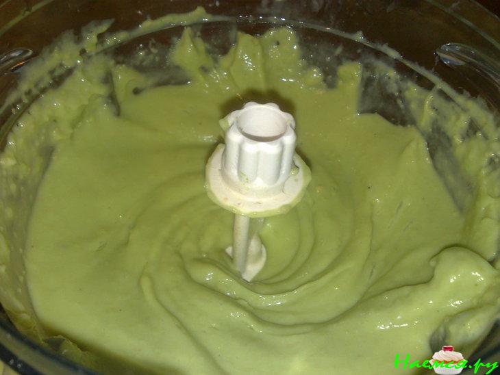 Фисташковое мороженое в шоколадной глазури