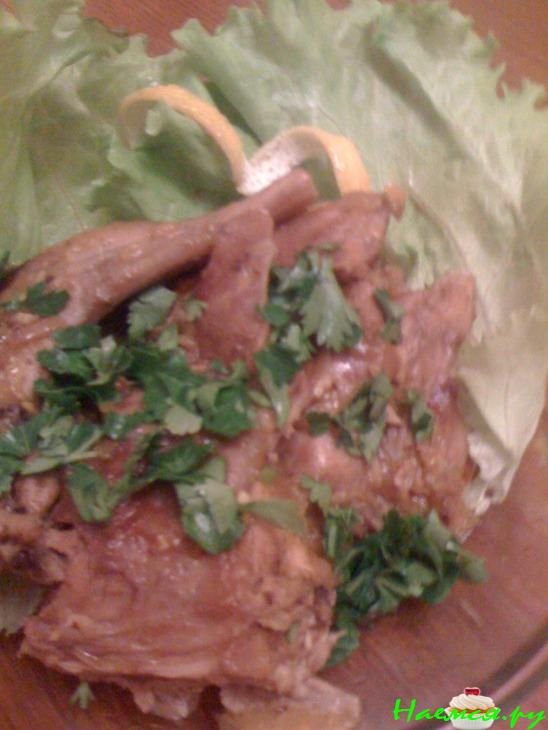 Кролик под карамельно-апельсиновым соусом