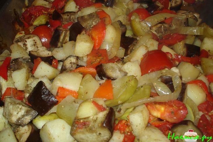 Запеченные овощи с розмарином