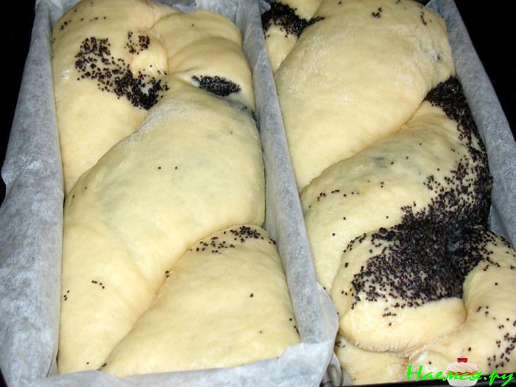 Пирог из дрожжевого теста "Маковый жгут"