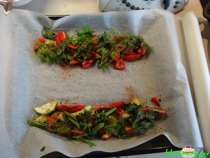 Запеченная рыба с овощами