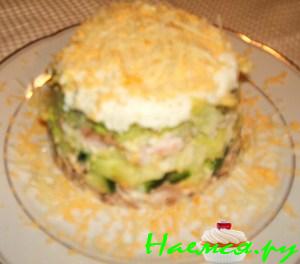 Салат с креветками "Пирамидка"