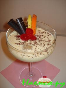 Персиково-банановый коктейль