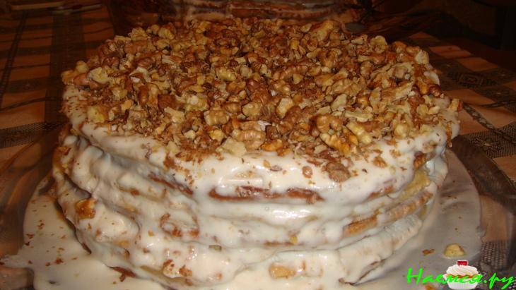 Торт "Медовик" с грецкими орехами