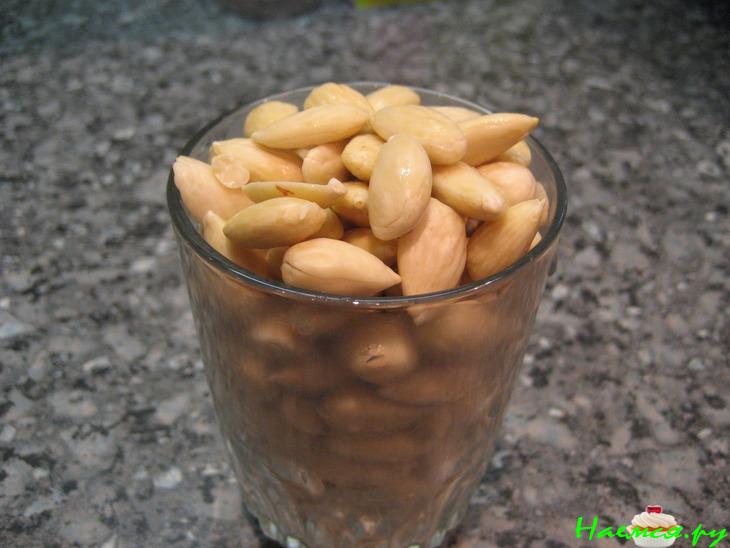 Булочки с фаршированными абрикосами