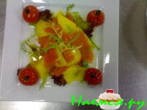 Копченная семга с манго Копченная семга с манго