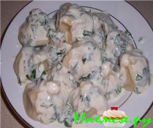 Хинкали с соусом