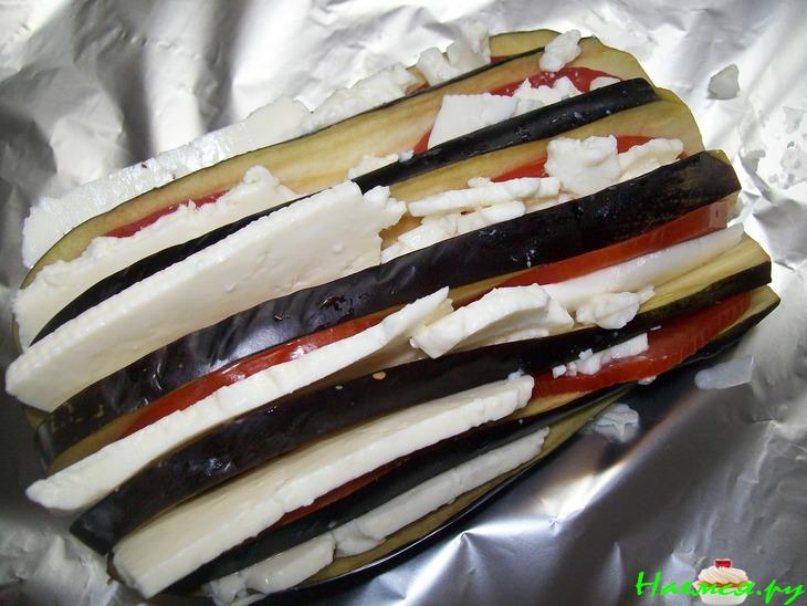 Баклажаны, запеченные с брынзой Баклажаны, запеченные с брынзой