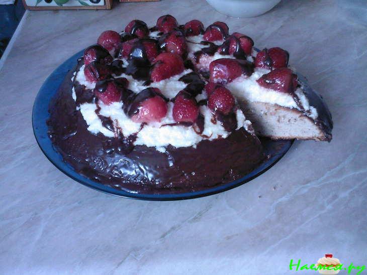 Клубничный торт с сыром