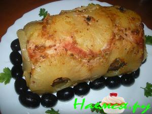 Мясо в ананасе