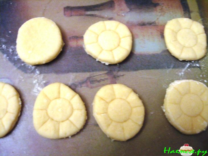 Маффины и печенье на огуречном рассоле