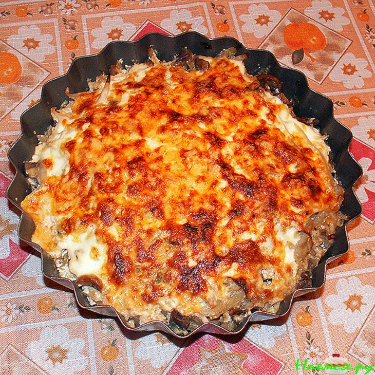 Запеканка с капустой и грибами под сырной корочкой
