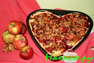 Летний пирог с садовыми ягодами и фруктами