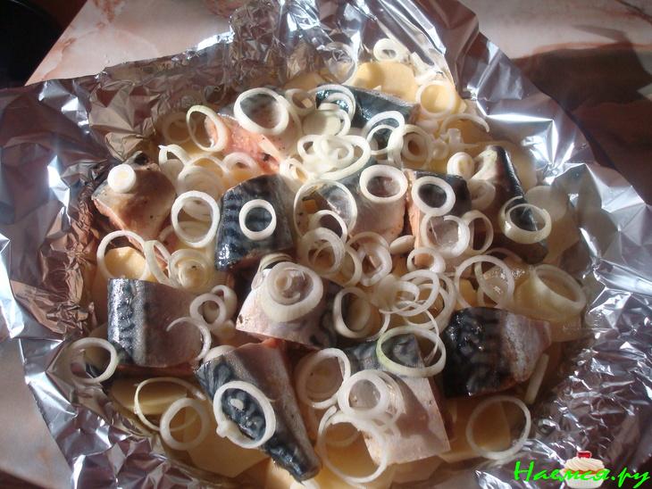 Картофельная запеканка со скумбрией