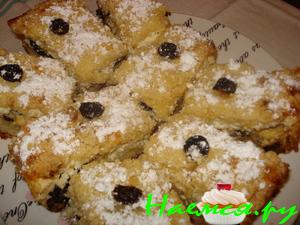 Песочное пирожное с творогом