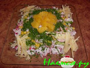 Салат с креветками и крабовыми палочками Салат с креветками и крабовыми палочками