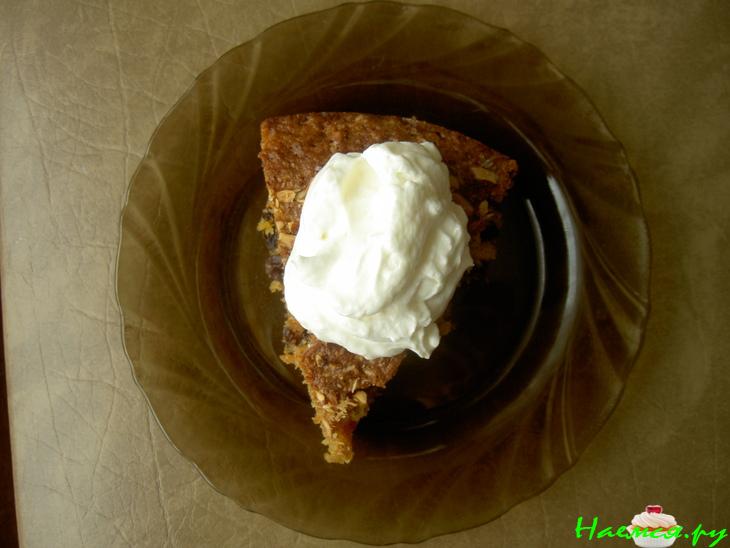 Морковный кекс с изюмом и кокосовой стружкой Морковный кекс с изюмом и кокосовой стружкой