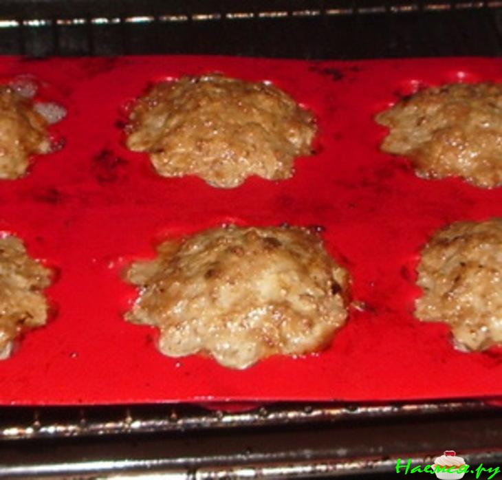 Мясо-кабачковые "маффины" с начинкой