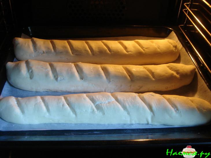 "Быстрый" багет (французский хлеб) - необычный подход к дрожжевому тесту