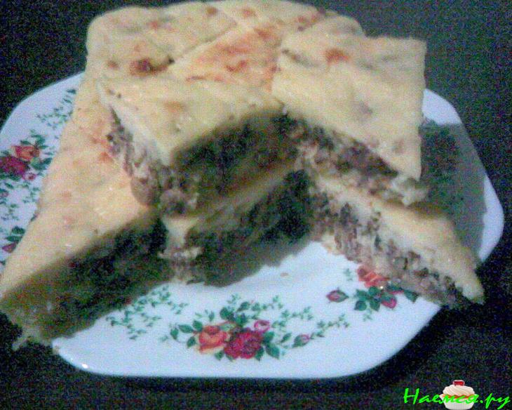 Пирог с шампиньонами и сыром