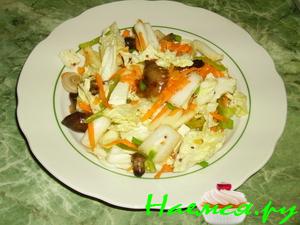 Салат "Овощная фантазия" с овощами, яблоком и брынзой  