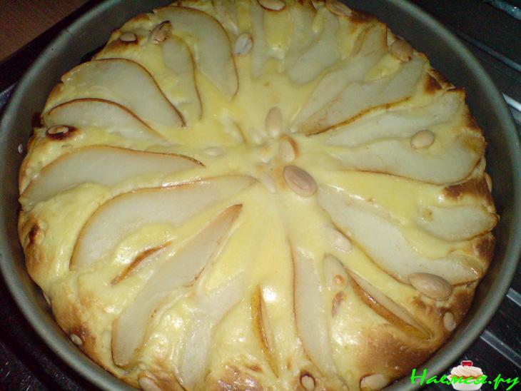 Грушевый тортик с клюквой