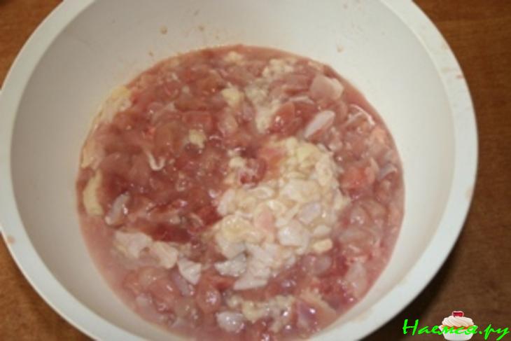 Лазанья с окорочками и грибами