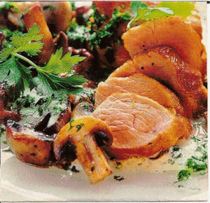 Грудки индейки с нежным соусом