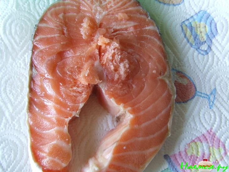 Стейки форели с сырным соусом