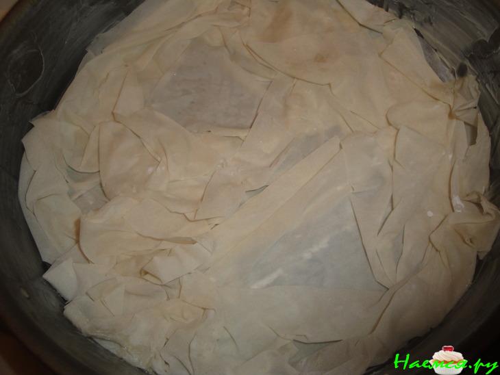 Нежный пирог с сыром и тыквой /kolokithopita/