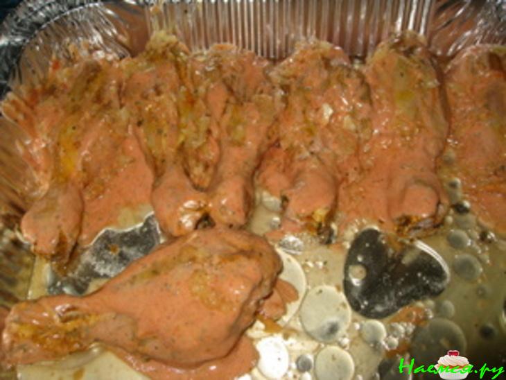 Куриные ножки со специями под соусом Куриные ножки со специями под соусом